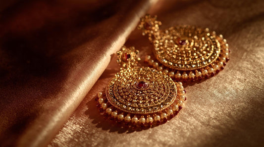 Antique Gold Jewellery Holds Timeless Beauty: Discover the Elegance of Antique and Vintage Jewellery Design