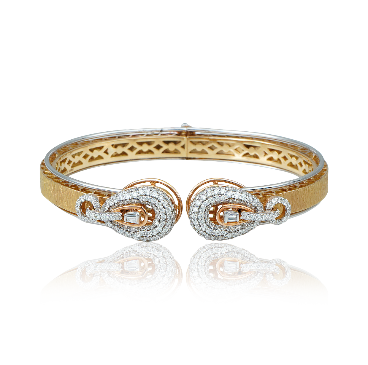 Product image of Dazzl Bling Bracelet