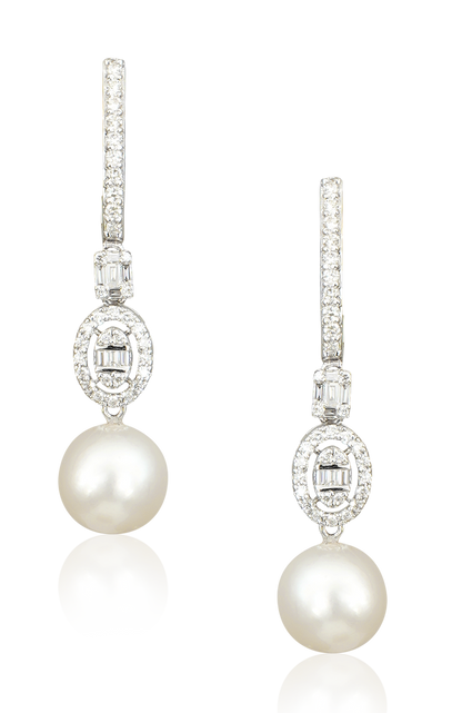 Product image of Gleaming Pearl Earrings