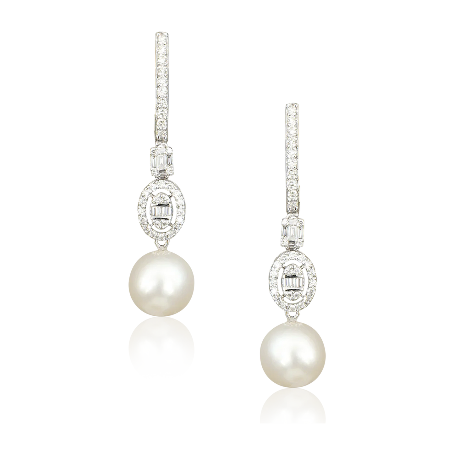 Gleaming Pearl Earrings