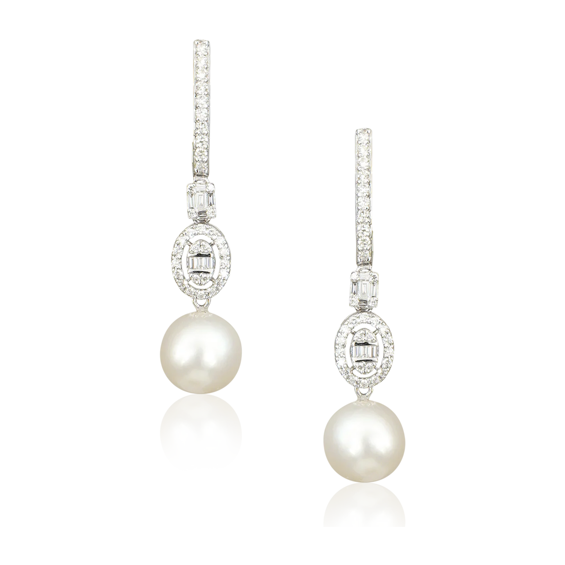 Gleaming Pearl Earrings