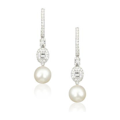 Gleaming Pearl Earrings